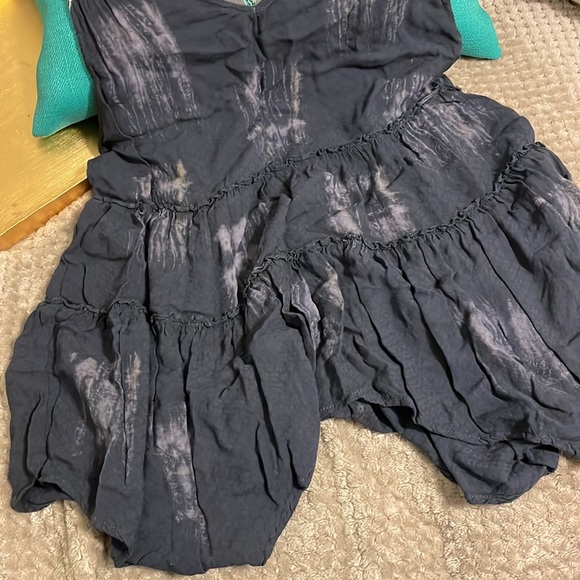 Knox Rose Sleeveless Top - Picture 4 of 5